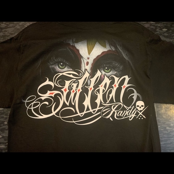 Sugar Skull Make-up Sullen T-Shirt - Picture 4 of 4